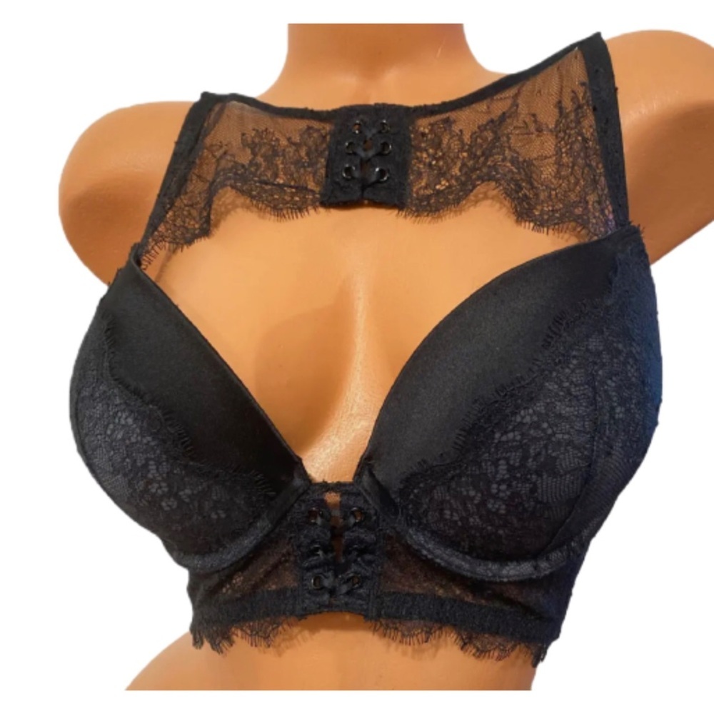Victoria’s Secret Very Sexy Push Up Padded Black Bra Size 34DD
